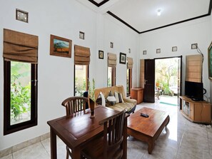 Living area - Rumah Akira Seminyak (Bali)