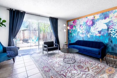 Pretty In Pink w/ Back Yard/2BR/2 Bath