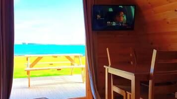 Comfort-Ferienhütte, Terrasse, Meerblick