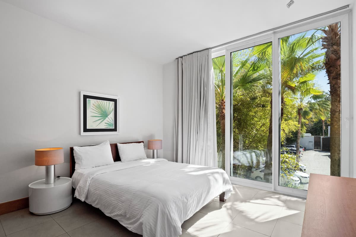 컴포트 콘도, 부분 바다 전망 | 다리미/다리미판, 무료 WiFi