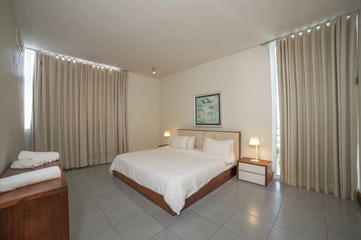 컴포트 콘도, 에어컨, 부분 바다 전망 | 다리미/다리미판, 무료 WiFi