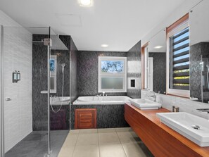 Comfort appartement | Badkamer