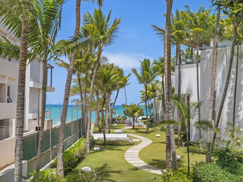 Ultravioleta by Evokey Stay 