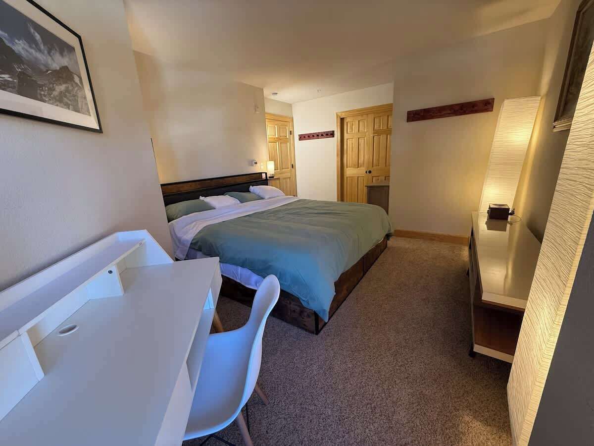 2 dormitorios, escritorio, wifi y ropa de cama