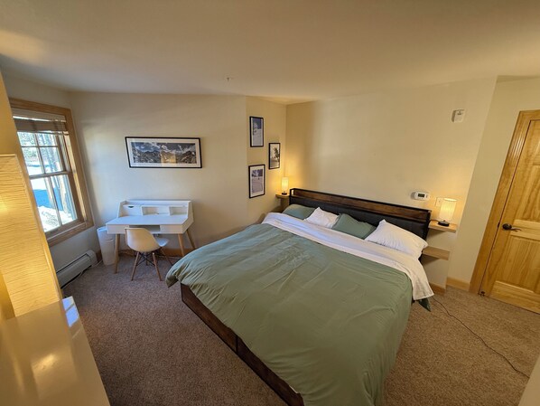 2 slaapkamers, een bureau, wifi, beddengoed