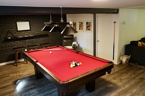 غرفة الألعاب