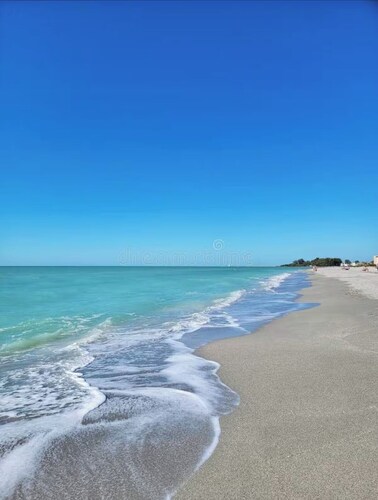 Charming 2-bedroom apartment with AC in Seminole