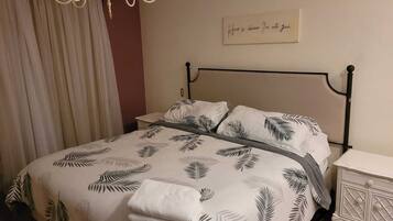 3 camere, ferro/asse da stiro, accesso a Internet, lenzuola