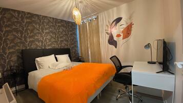 1 chambre, chambres insonorisées, fer et planche à repasser