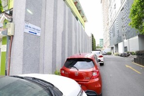 Khuôn viên nơi lưu trú