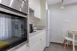 Microwave, oven, stovetop - Marea Ferrers 2 (Tarragona)