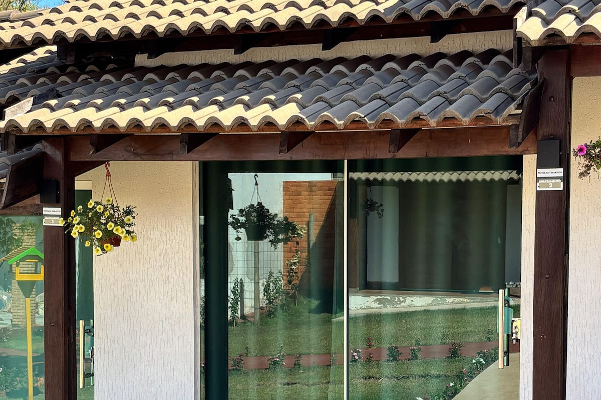 Deluxe Double or Twin Room | Desk, laptop workspace, free WiFi, bed sheets