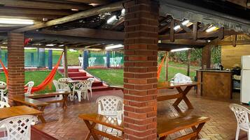 Dagelijks ontbijtbuffet inbegrepen