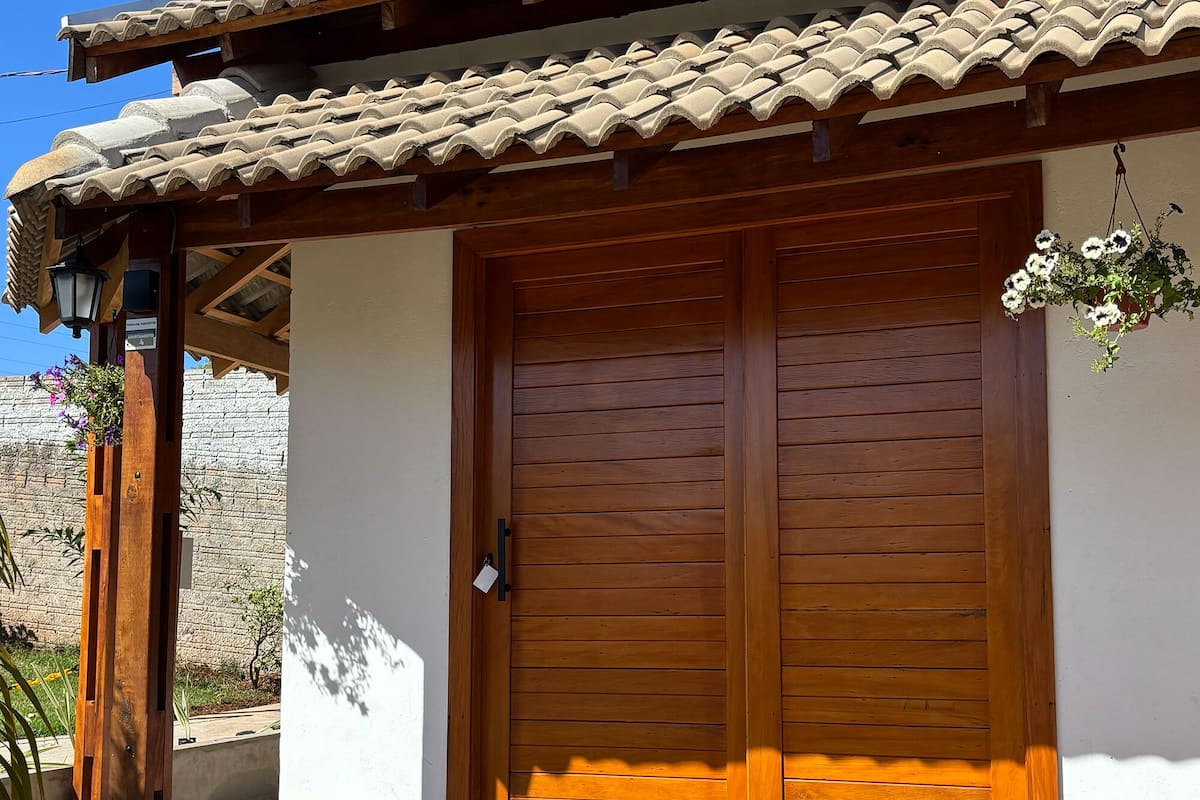 Deluxe Double or Twin Room | Desk, laptop workspace, free WiFi, bed sheets