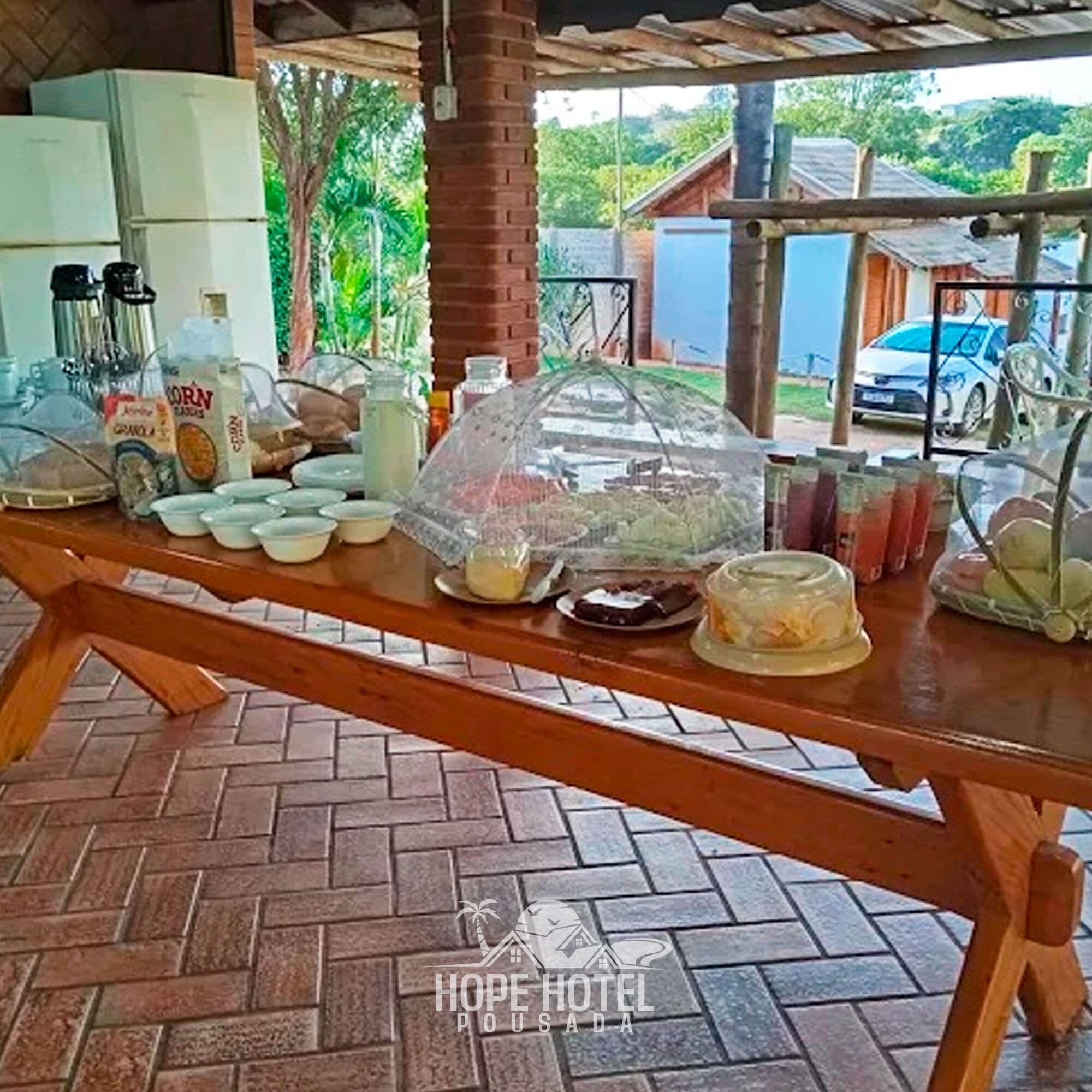 Free daily buffet breakfast