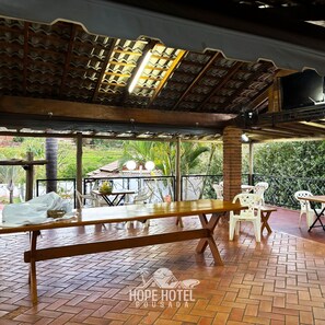 Petit déjeuner buffet compris tous les jours