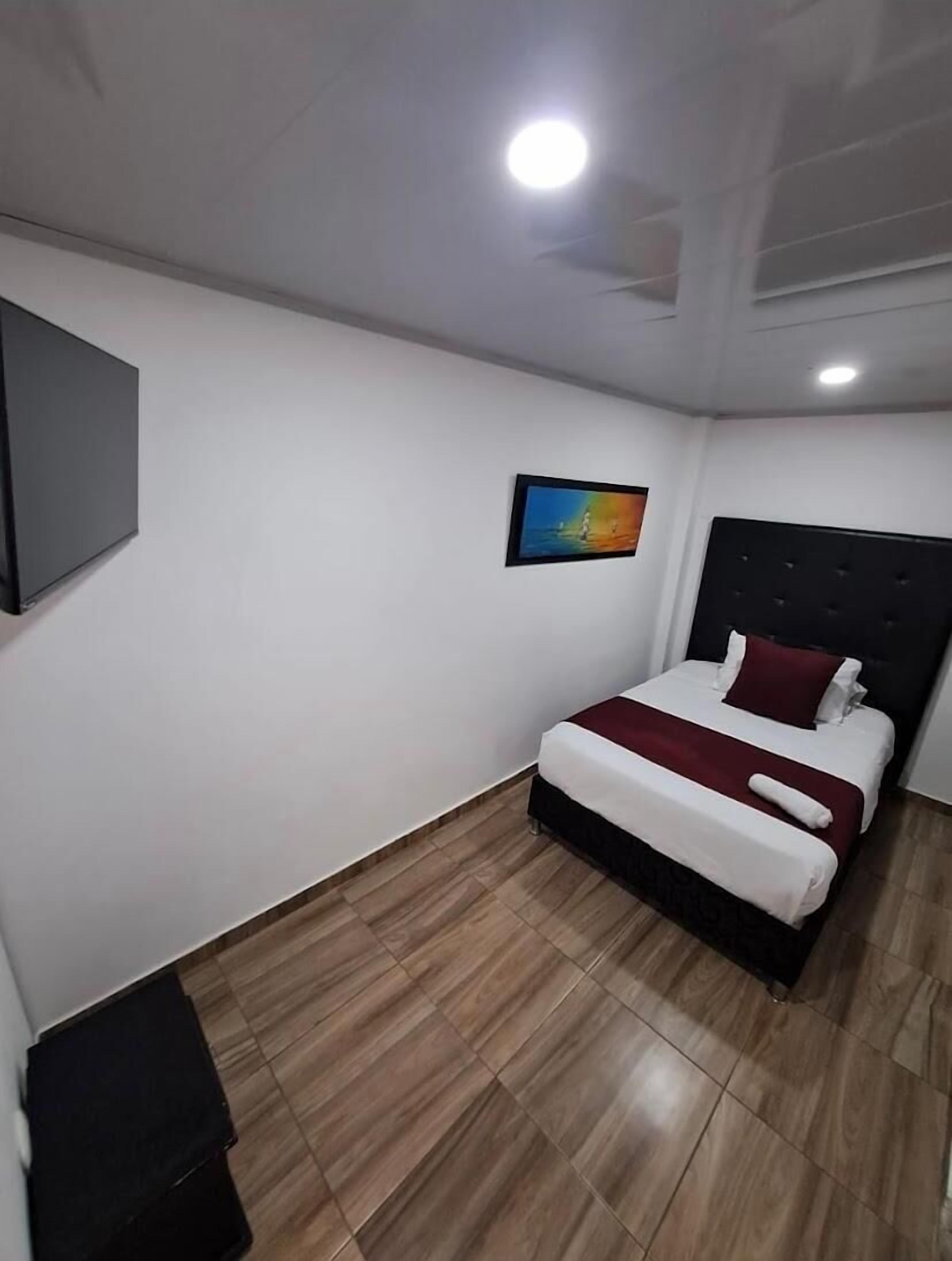 Habitación individual básica, 1 cama individual | Wifi gratis 