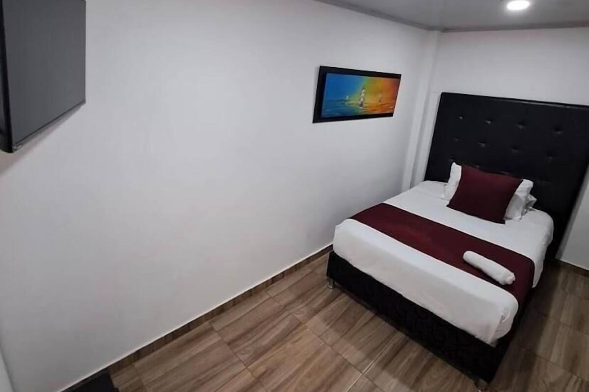 Habitación individual básica, 3 habitaciones | Wifi gratis