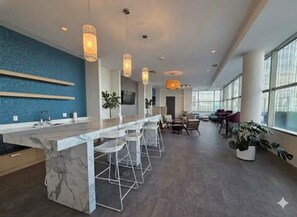 Interior - Resort Style Property 2B/2B walk to Everything! (Cleveland)