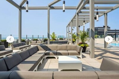 Resort Style Property 2B/2B walk to Everything!