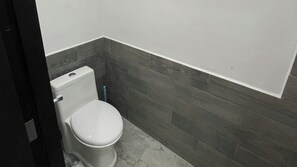 Bathroom - Lavish Studio w Balcony Downtown 4 (Isla Mujeres)