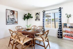 Dining - Mid-Century Desert Escape (Desert Hot Springs)