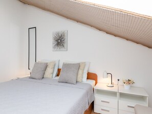Internet, bed sheets - Villa Supetar Garden - Standard Two Bedroom Apartment with Terrace (Supetar)