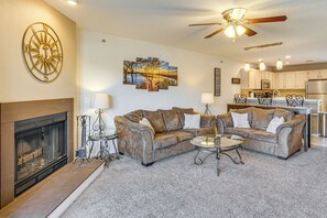 TV, fireplace - Pool Access, Steps to Beach: Scenic Ozarks Retreat (Osage Beach)