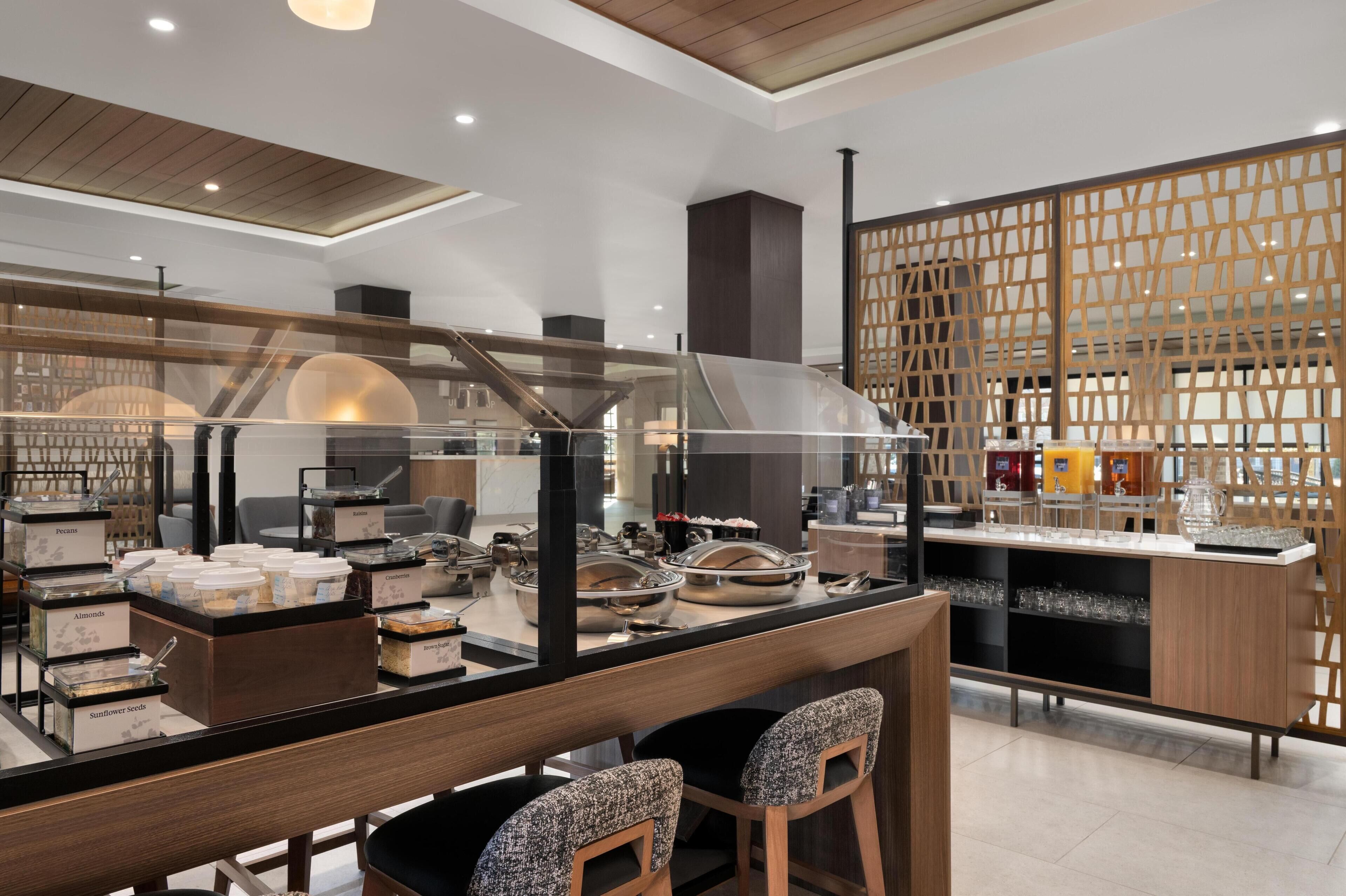 Free daily buffet breakfast 