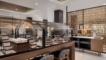 Free daily buffet breakfast