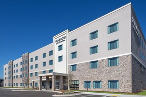 Exterior - Homewood Suites By Hilton Covington, Ga (Covington)