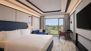 Executive kamer, 1 kingsize bed | Een minibar, een kluis op de kamer, een bureau