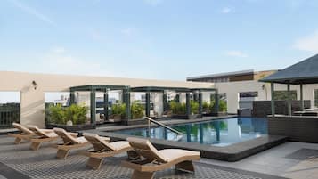 Seasonal outdoor pool