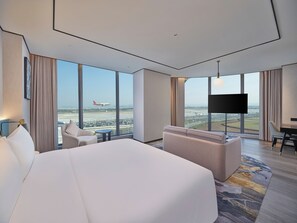 Habitación Deluxe, 1 cama King size (Panoramic View) | Edredón, caja de seguridad en la habitación y cortinas blackout 