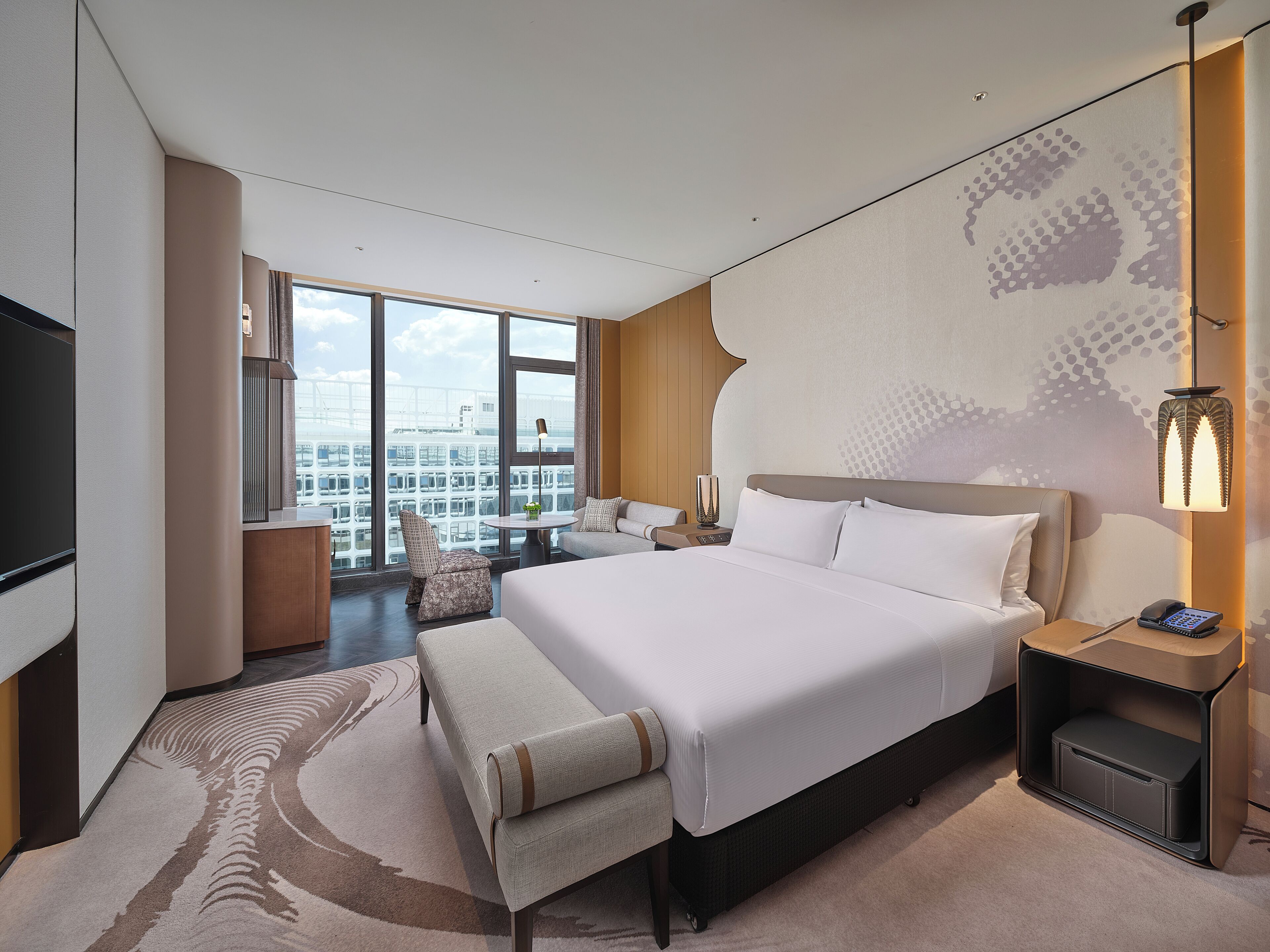 Cubrecamas, caja de seguridad en la habitación y cortinas blackout 