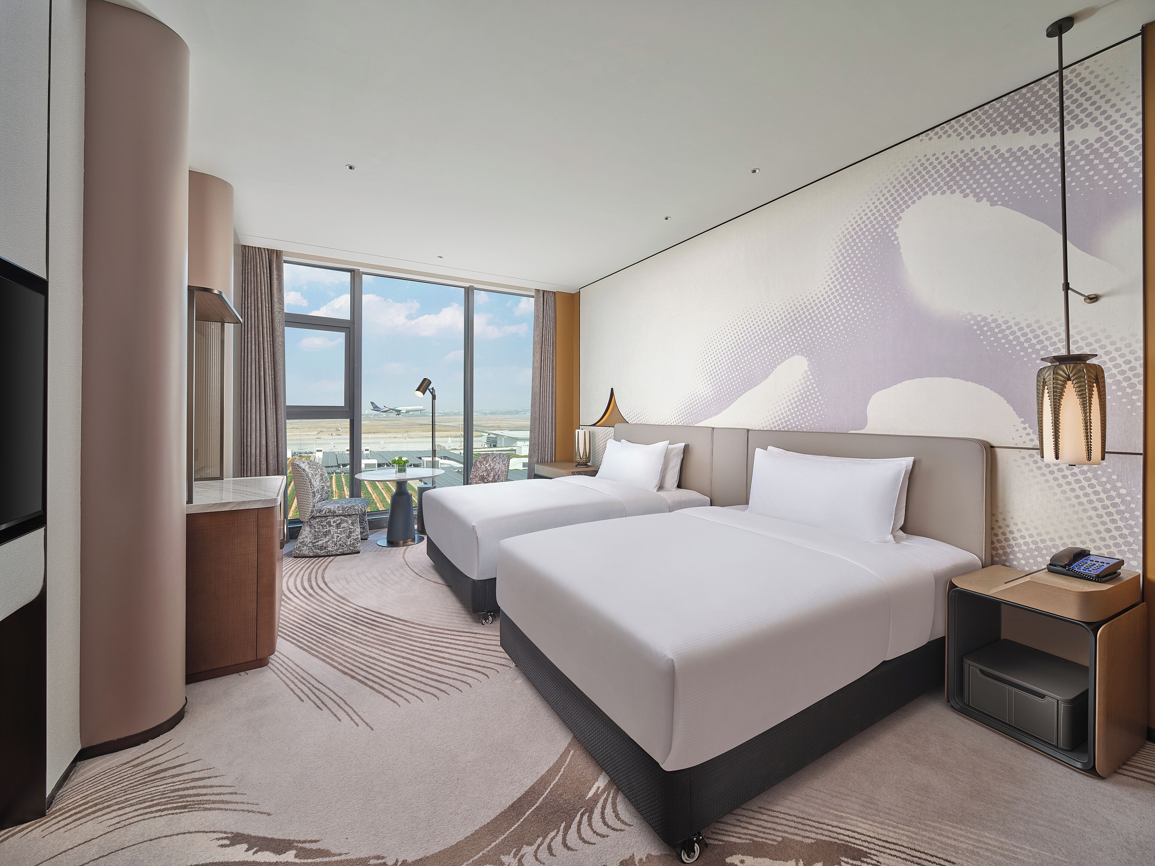 Cubrecamas, caja de seguridad en la habitación y cortinas blackout 