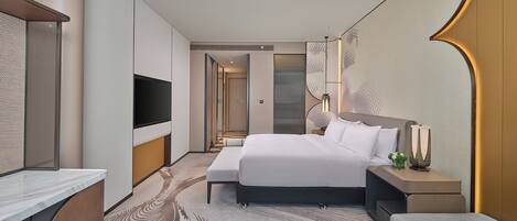 DuntÀcken, vÀrdeförvaringsskÄp pÄ rummet och skrivbord