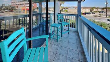 Condo (1 Bedroom) | Property amenity