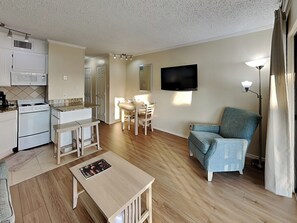 Condo (1 Bedroom) | Property amenity - Casa Del Mar 105 (Galveston)