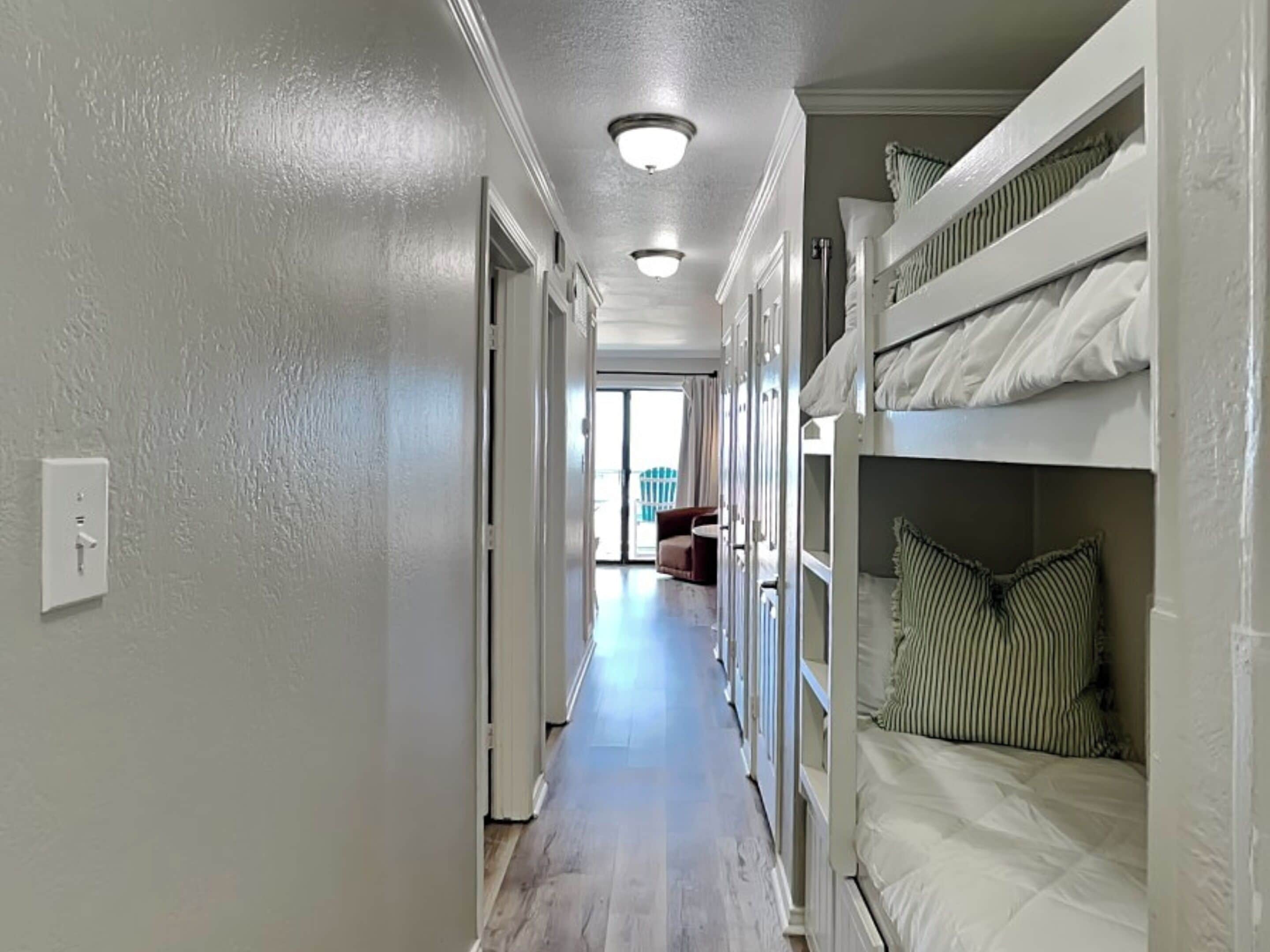 Condo (1 Bedroom) | Property amenity