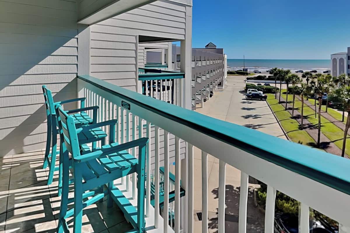 Condo (1 Bedroom) | Front of property