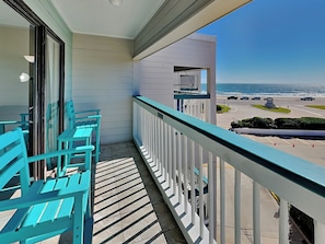Condo (1 Bedroom) | Front of property