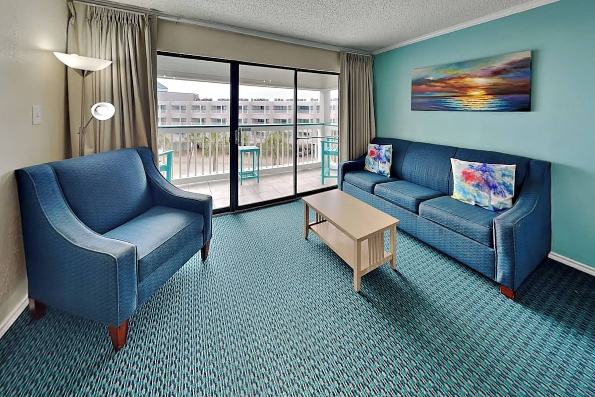 Condo (1 Bedroom) | Front of property