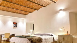 1 quarto, ferros/tábuas de passar roupa, Wi-Fi, roupa de cama