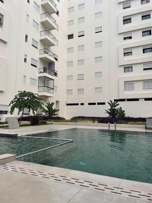 Pool - Charming 2-bedroom apartment in delightful Tanger with AC (Tanger)