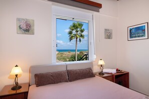 2 makuuhuonetta, silitysrauta/-lauta, vauvan matkasänky, ilmainen Wi-Fi