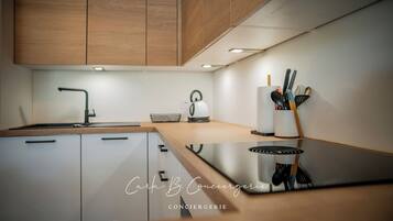 Micro-ondes, four, plaque de cuisson, lave-vaisselle