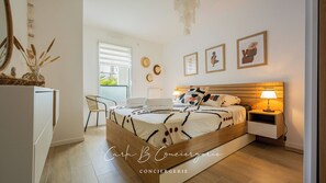 1 habitación, tabla de planchar con plancha, wifi y ropa de cama