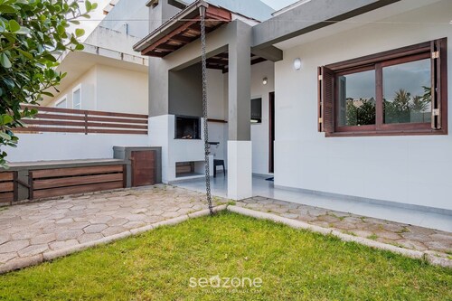 House w/ 3 Bedrooms and Barbecue Lpb0000