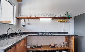 Basic Apartment | Private kitchen